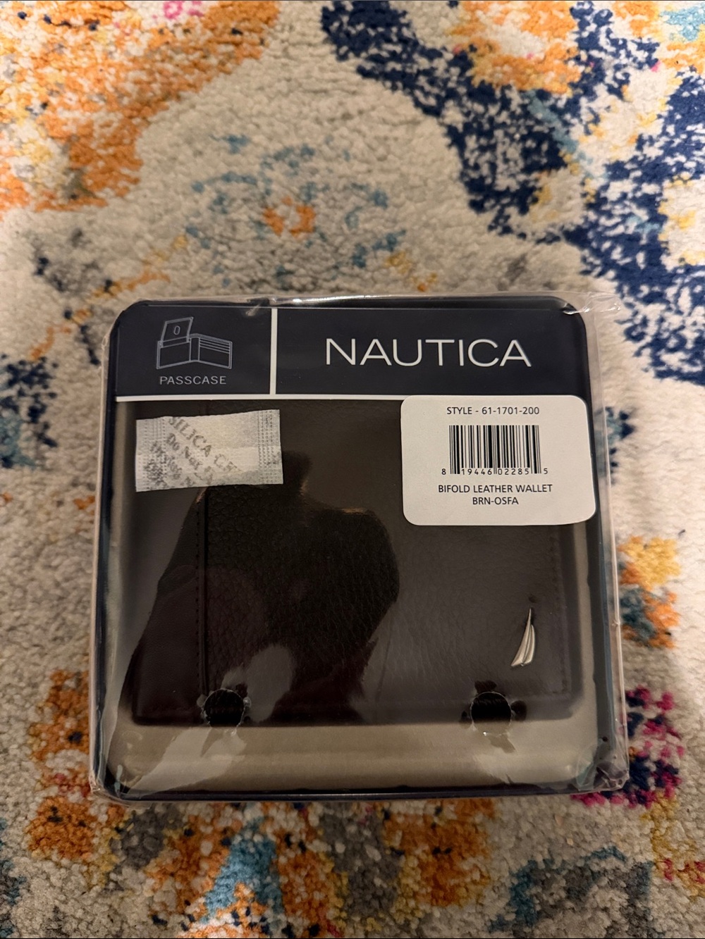 Nautica Men's Brown Leather Bifold wallet
